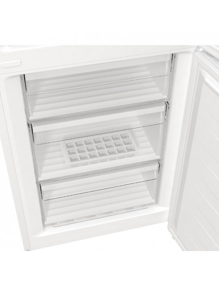combi-200-white-classe-c-10.jpg