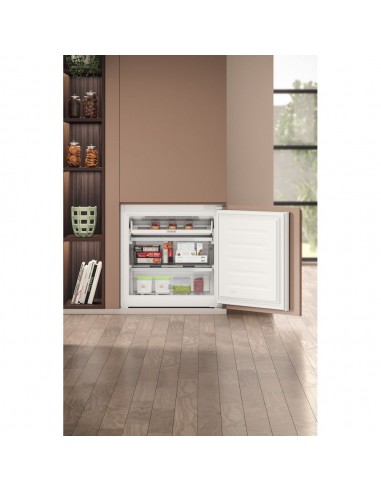 fr-hotpoint-ha-sp70-t132-21.jpg
