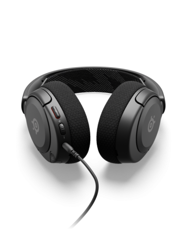 arctis-nova-1-3.jpg