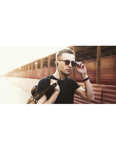 au-tune-210-nero-11.jpg