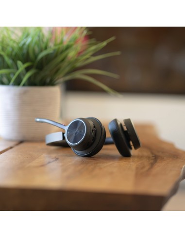 poly-voy-4320-usb-a-hs-bt700-4.jpg