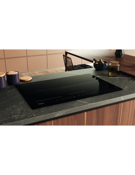 pc-hotpoint-hs-1377c-cpne-4.jpg