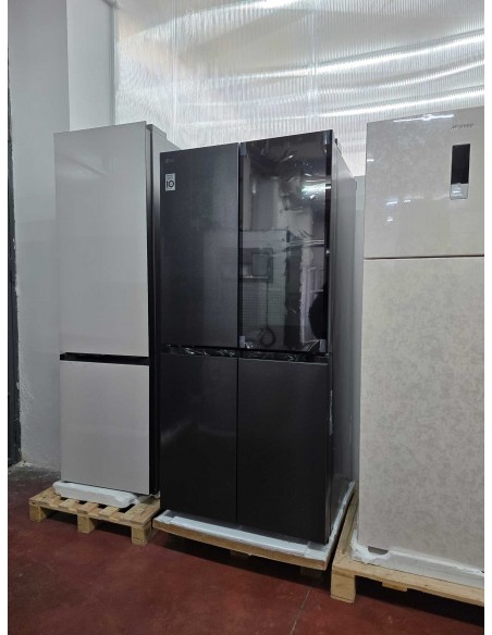 LG GMV860EPDE Frigorifero Side by Side 530 L No Frost Classe E Nero | bricocenter.lol