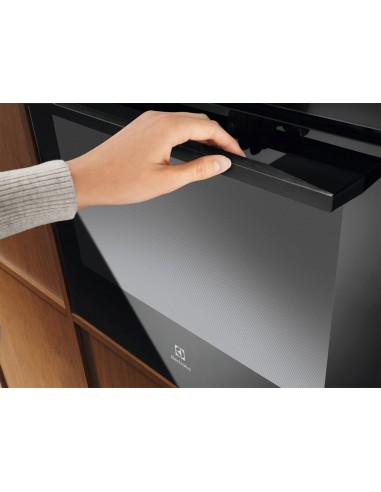 fo-electrolux-kocgh60th-7.jpg