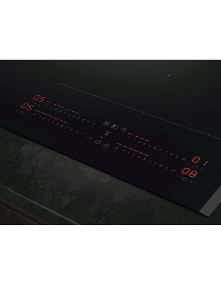 nii84r00fb-5.jpg