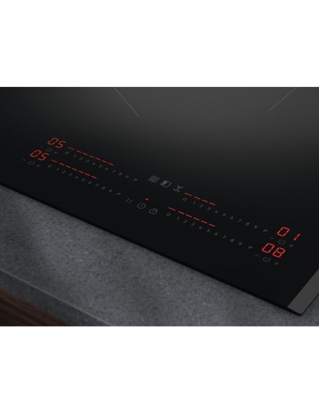 nii84r00fb-21.jpg