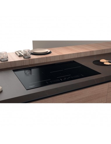 pc-hotpoint-hs-3377c-bf-8.jpg