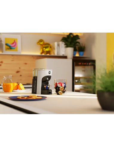 macch-caffe-lavazza-tiny-eco-bianca-lm840-3.jpg