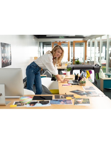 hp-designjet-z9dr-44-in-postscript-7.jpg