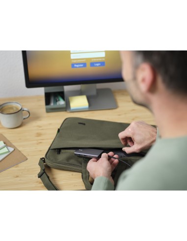 dalyx-6-in-1-multiport-adapter-10.jpg