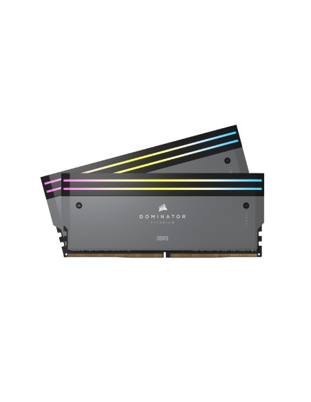 dominator-titanium-32gb-2x16-6000-1.jpg