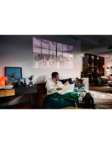 video-proiettore-free-style-samsung-13.jpg